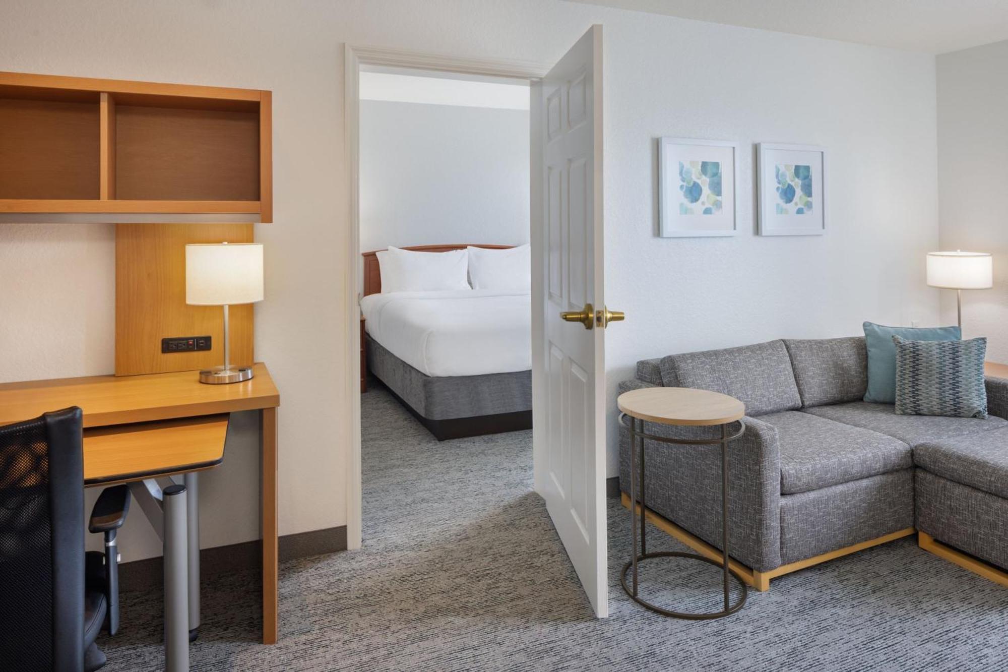 Towneplace Suites By Marriott Orlando East/Ucf Area Alafaya Exterior photo